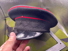 Charger l'image dans la galerie, Original British Army Royal Engineers Peaked Cap - 59cm - The Militaria Shop