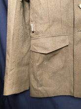 Lade das Bild in den Galerie-Viewer, British Army Grade 1 No.2 Dress Uniform Jacket - PT Corps - Size 182/108/92 - The Militaria Shop