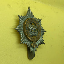 Load image into Gallery viewer, Original WW2 British Army Worcestershire Regiment Cap Badge - The Militaria Shop