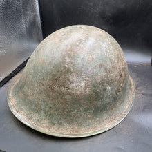 Charger l'image dans la galerie, Original WW2 British/Canadian Army Mk3 Turtle Combat Helmet - The Militaria Shop