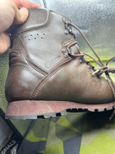 Lade das Bild in den Galerie-Viewer, Image #9