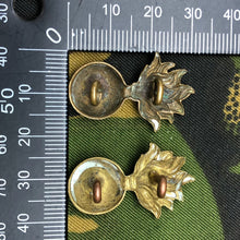 Load image into Gallery viewer, Original WW2 British Army Collar Badges - Royal Artillery - The Militaria Shop