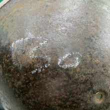 Charger l'image dans la galerie, Original British Army Combat Helmet Mk4 - The Militaria Shop