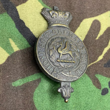 Load image into Gallery viewer, British Army Monmouthshire Regiment Cap Badge - The Militaria Shop