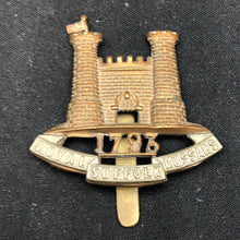 Load image into Gallery viewer, Original WW1 British Army Cap Badge - Loyal Suffolk Hussars - The Militaria Shop