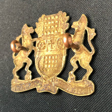 Lade das Bild in den Galerie-Viewer, Original WW1 British Army Regimental Cap Badge - Westminster Dragoons T.Y - The Militaria Shop