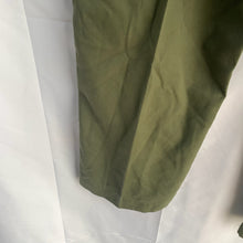 Lade das Bild in den Galerie-Viewer, Genuine British Army Surplus OD Green Lightweight Combat Trousers Size 75/76/92 - The Militaria Shop