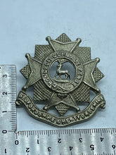 Charger l'image dans la galerie, Original WW1 / WW2 British Army Bedfordshire & Hertfordshire Regiment Cap Badge - The Militaria Shop