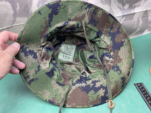 Load image into Gallery viewer, Genuine US Army Jungle Camouflage Boonie Sun Hat Hot Weather Type II - Size 7 - The Militaria Shop