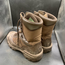 Charger l'image dans la galerie, British Army Surplus Brown Leather Female Combat Patrol Boots - Size UK 6 M - The Militaria Shop
