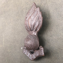 Load image into Gallery viewer, Original WW1 British Army Royal Engineers Cap Badge - The Militaria Shop