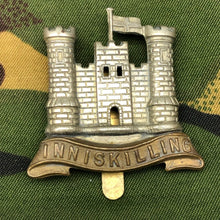 Load image into Gallery viewer, Original WW1 British Cap Badge - 6th Inniskilling Dragoons - The Militaria Shop