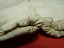 Charger l'image dans la galerie, Original WW2 British Army Gunners Winter White Gloves - Dated 1941 - The Militaria Shop