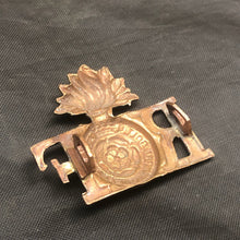 Load image into Gallery viewer, Original WW1 British Army Royal London Fusiliers Regiment Brass Shoulder Title - The Militaria Shop