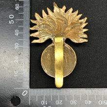 Load image into Gallery viewer, Original WW1 British Army Cap Badge - Honourable Artillery Company - The Militaria Shop