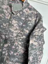 Load image into Gallery viewer, Surplus US Army ACU Combat Uniform Jacket-Large Regular - The Militaria Shop