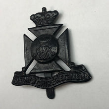 Charger l'image dans la galerie, Original British Army Cap/Beret Badge - Wiltshire Regiment - The Militaria Shop
