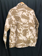 Lade das Bild in den Galerie-Viewer, Genuine NEW British Army Desert DPM Camouflaged Combat Jacket - Size 170/96 - The Militaria Shop