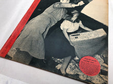 Load image into Gallery viewer, Original Dutch Language WW2 Propaganda Signaal Magazine - No.17 1943 - The Militaria Shop