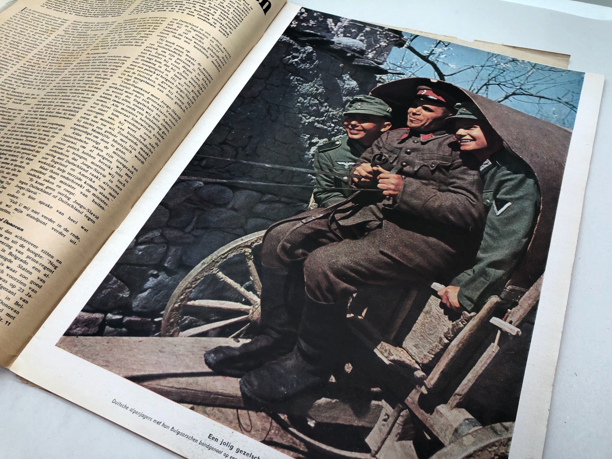 Original Dutch Language WW2 Propaganda Signaal Magazine - No.11 1941 - The Militaria Shop