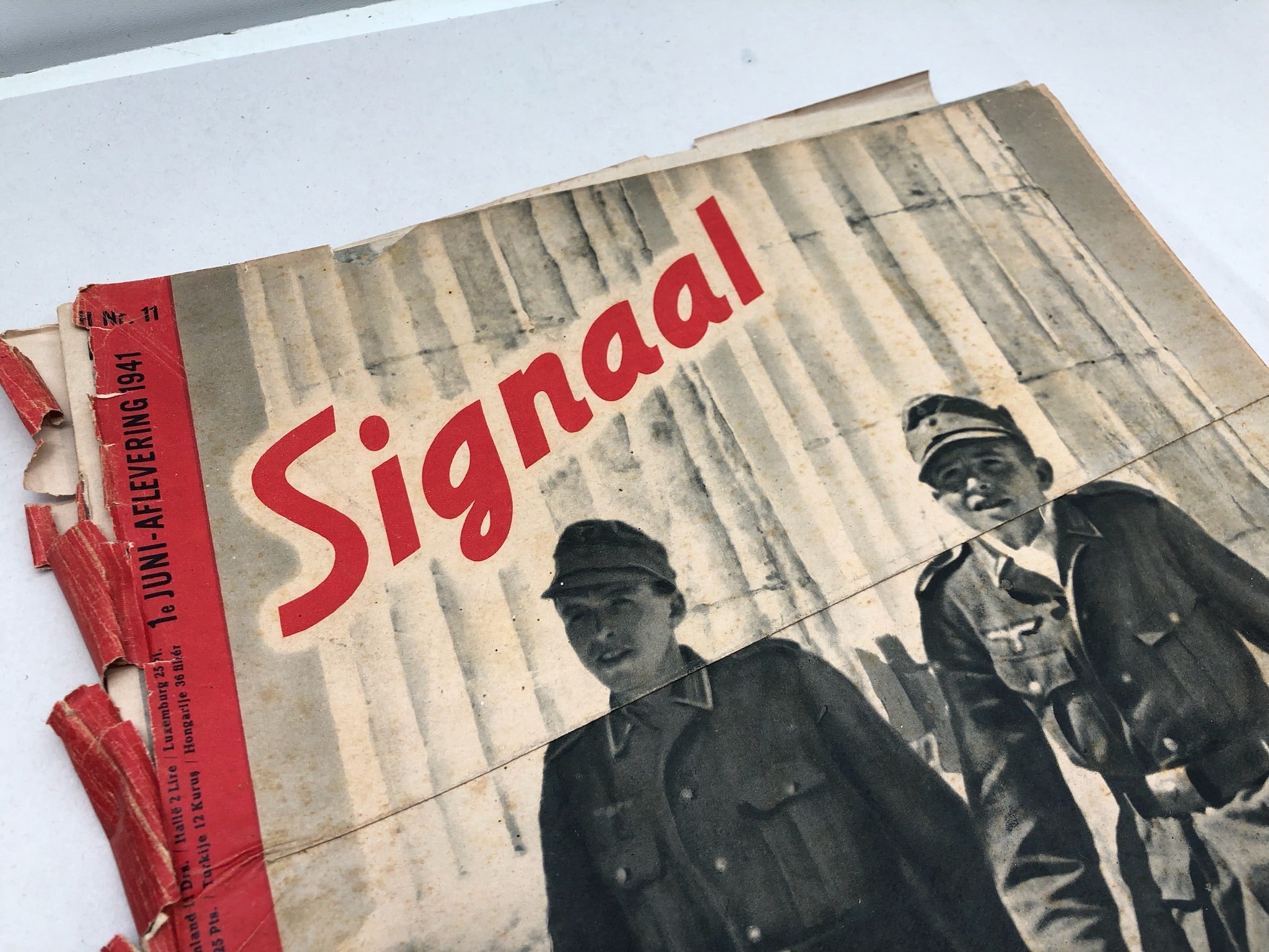 Original Dutch Language WW2 Propaganda Signaal Magazine - No.11 1941 - The Militaria Shop