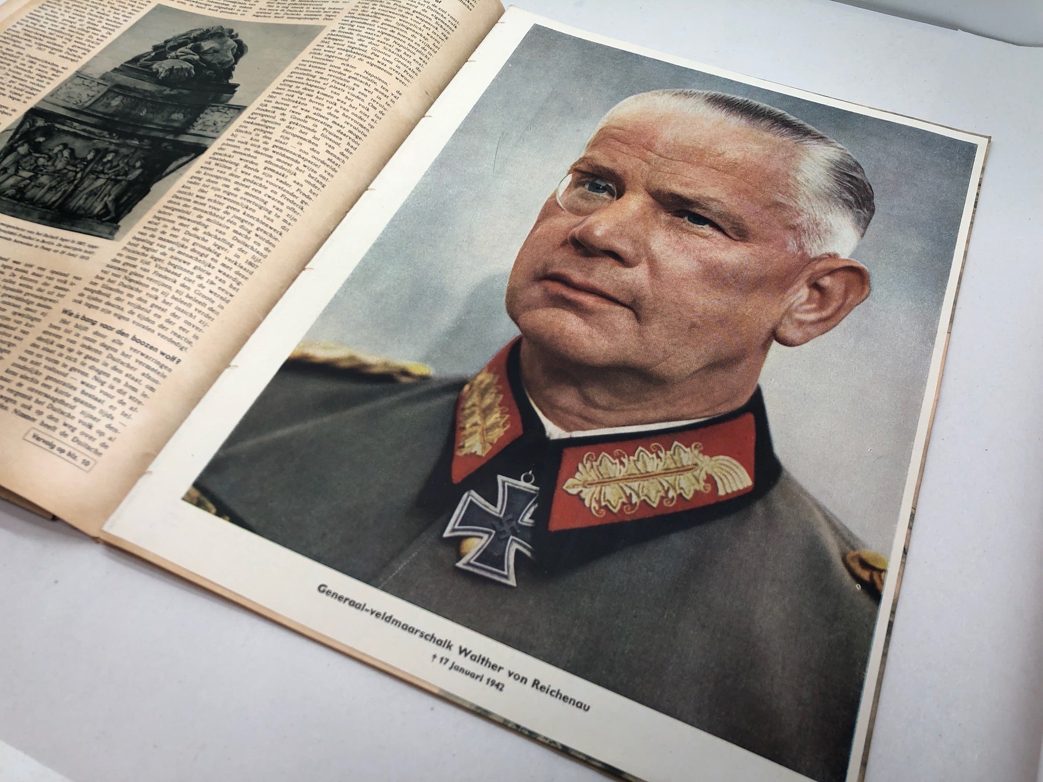 Original Dutch Language WW2 Propaganda Signaal Magazine - No.9 1942 - The Militaria Shop