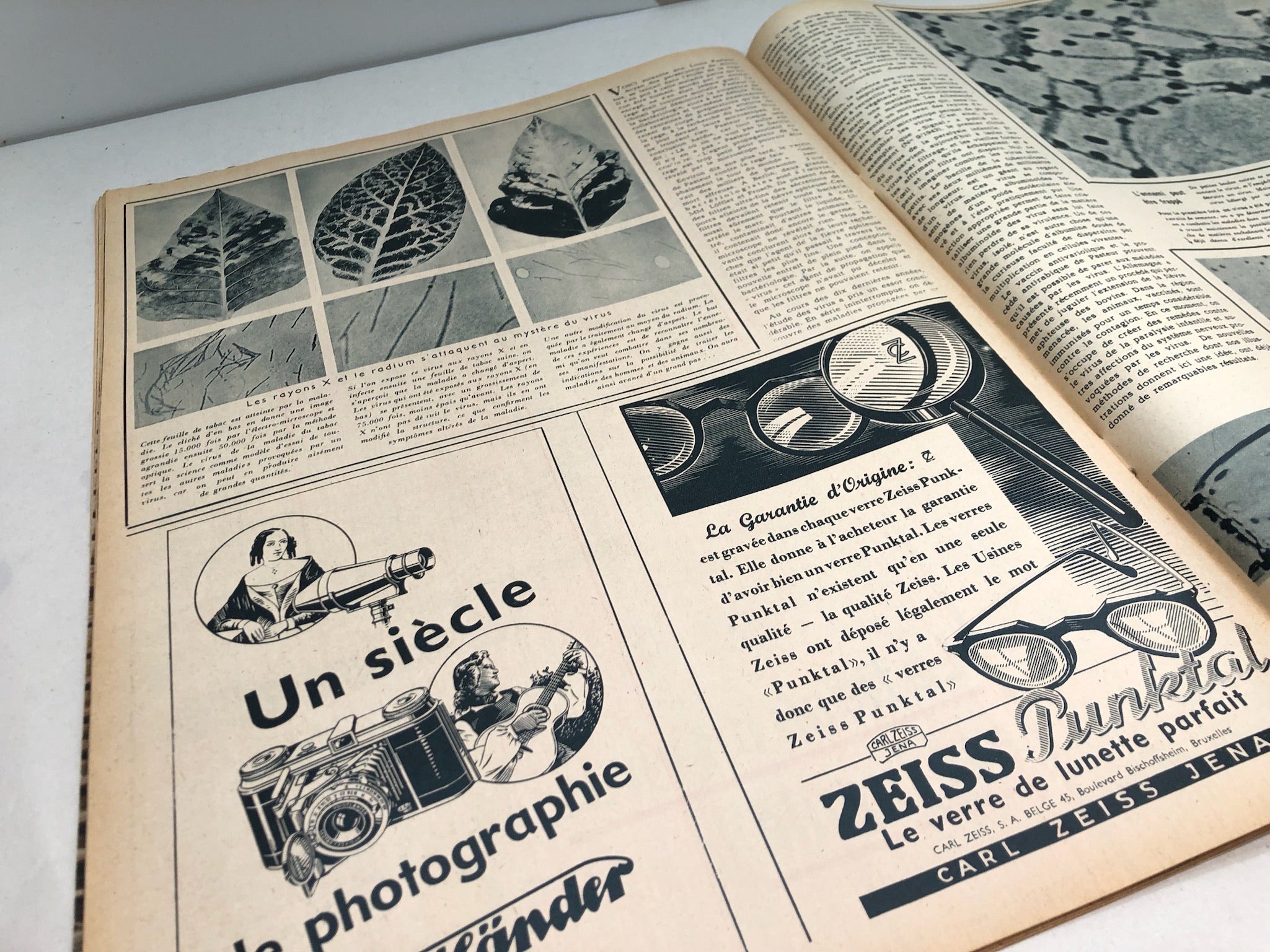 Original French Language WW2 Propaganda Signal Magazine - No.18 1943 - The Militaria Shop