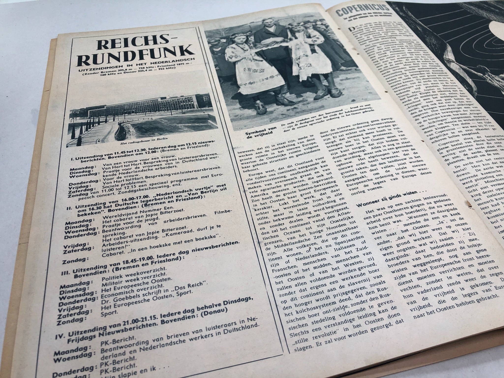 Original Dutch Language WW2 Propaganda Signaal Magazine - No.12 1943 - The Militaria Shop