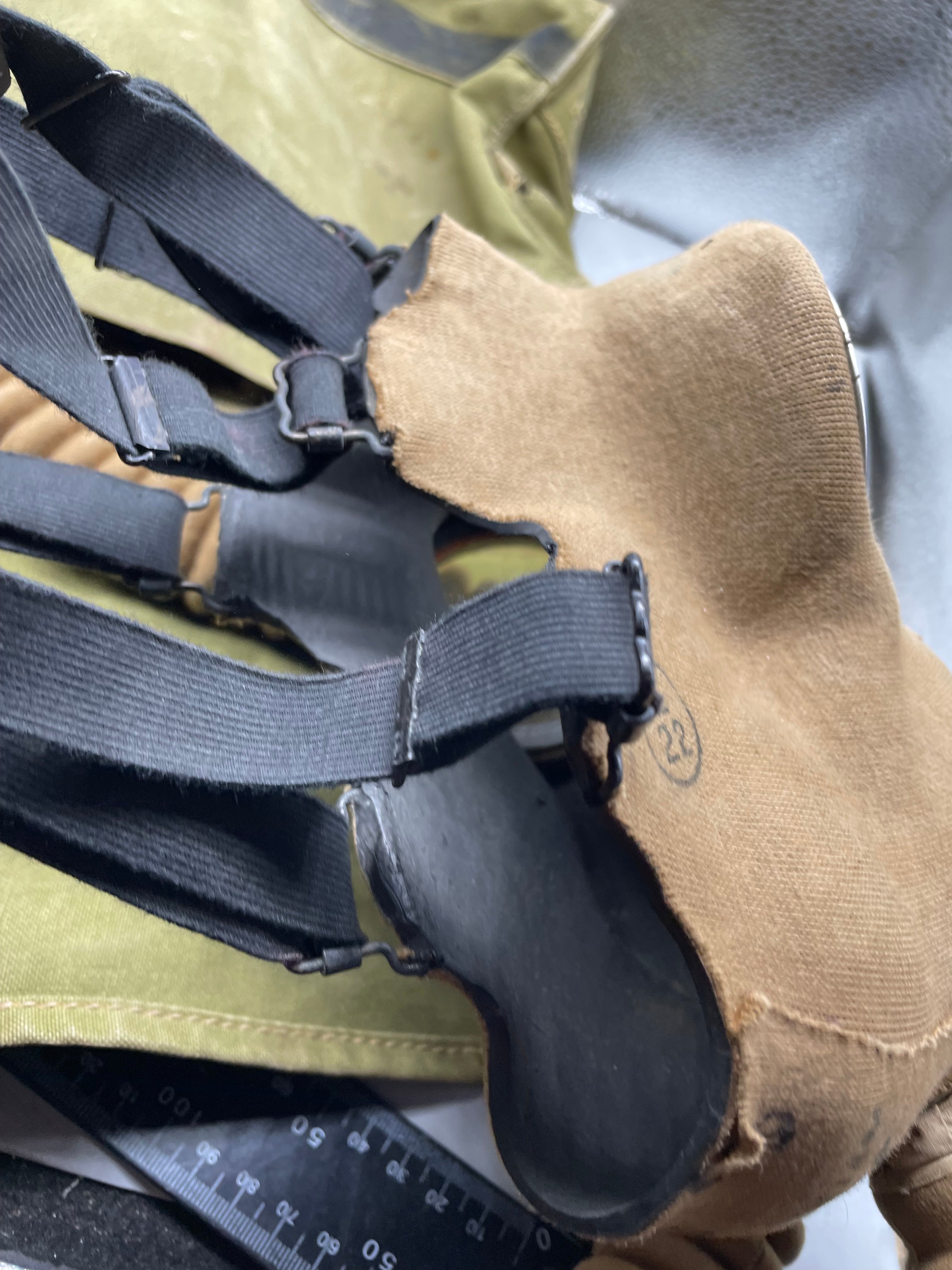 Original WW2 British Army Long-Hose Gas Mask with Bag - The Militaria Shop