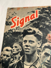 Load image into Gallery viewer, Original WW2 German Signal Magazine in French - November 1942 - The Militaria Shop