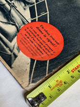 Load image into Gallery viewer, Original French Language WW2 German Signal Magazine - October 1942 - The Militaria Shop