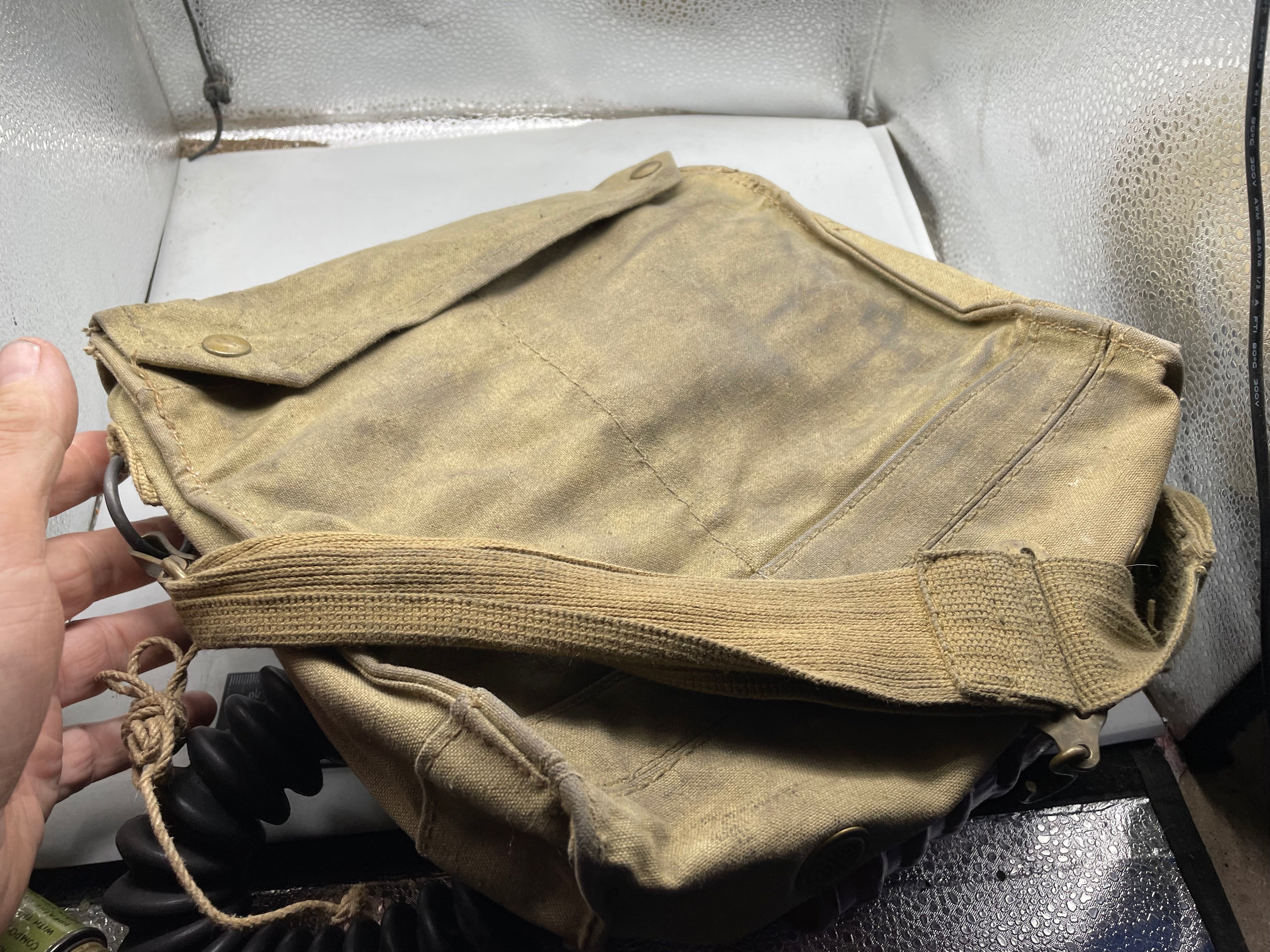 Original WW2 British Army General Service Gas Mask with Bag - The Militaria Shop
