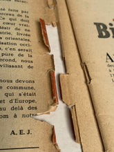 Load image into Gallery viewer, Original French Language WW2 German Signal Magazine - April 1942 - The Militaria Shop