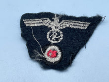 Load image into Gallery viewer, WW2 German SS Cap Insignia - The Militaria Shop