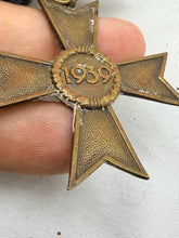 Load image into Gallery viewer, Original WW2 German Army War Merit Cross