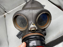 Load image into Gallery viewer, WW2 British Home Front Wardens / Fire Watchers Gas Mask - The Militaria Shop