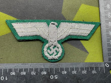 Lade das Bild in den Galerie-Viewer, WW2 German Army Officer's Breast Eagle