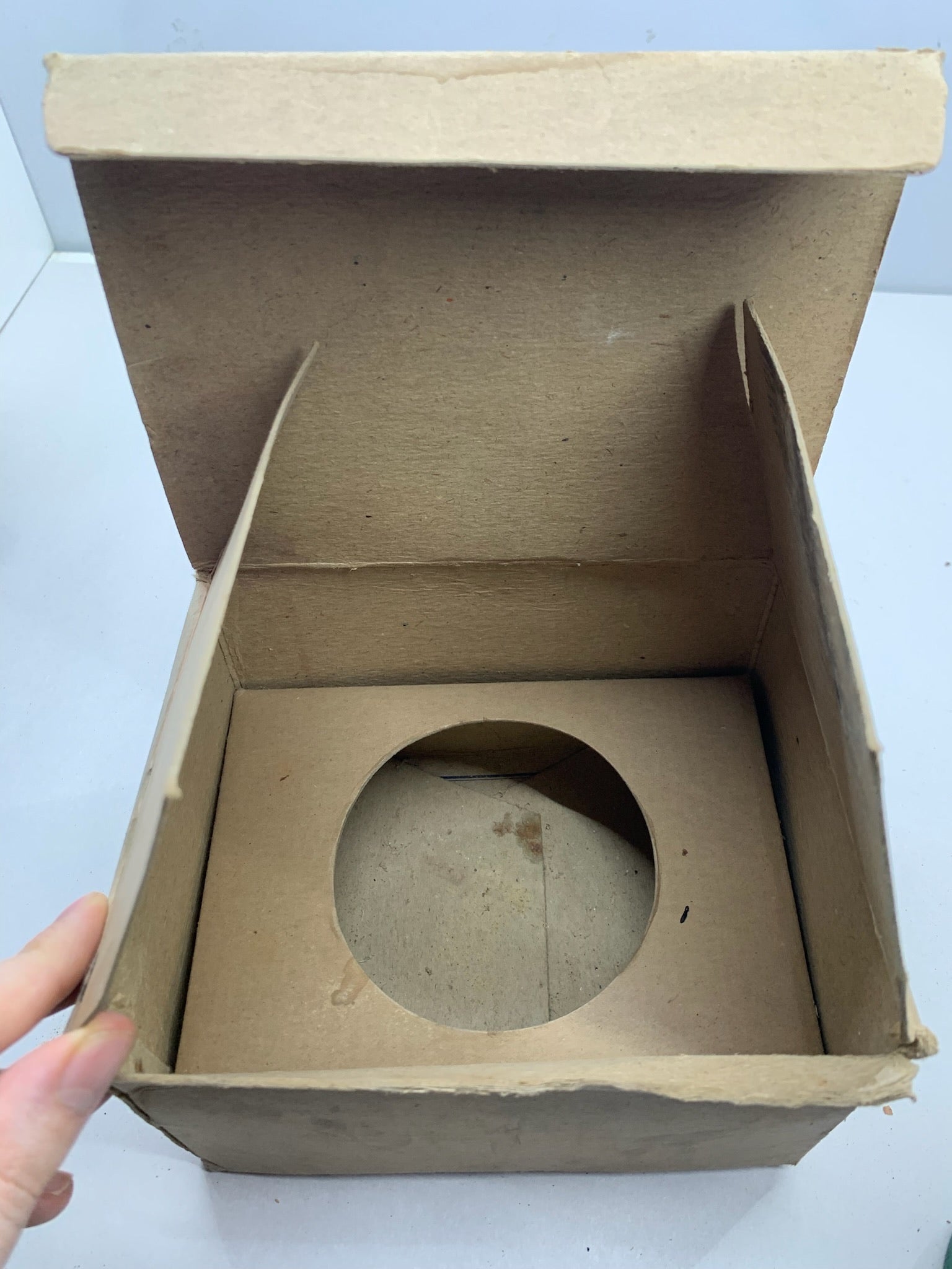 WW2 British Home Front Civilian Gas Mask in Box - The Militaria Shop