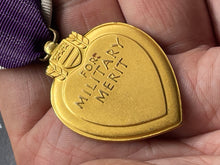 Load image into Gallery viewer, Original WW2 US Army Purple Heart Medal - in Great Condition - The Militaria Shop
