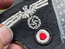 Charger l'image dans la galerie, WW2 German Army Panzer Ski Cap Insignia