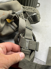 Load image into Gallery viewer, WW2 German Army Gas Mask in Tin - 1938 in Super Condition