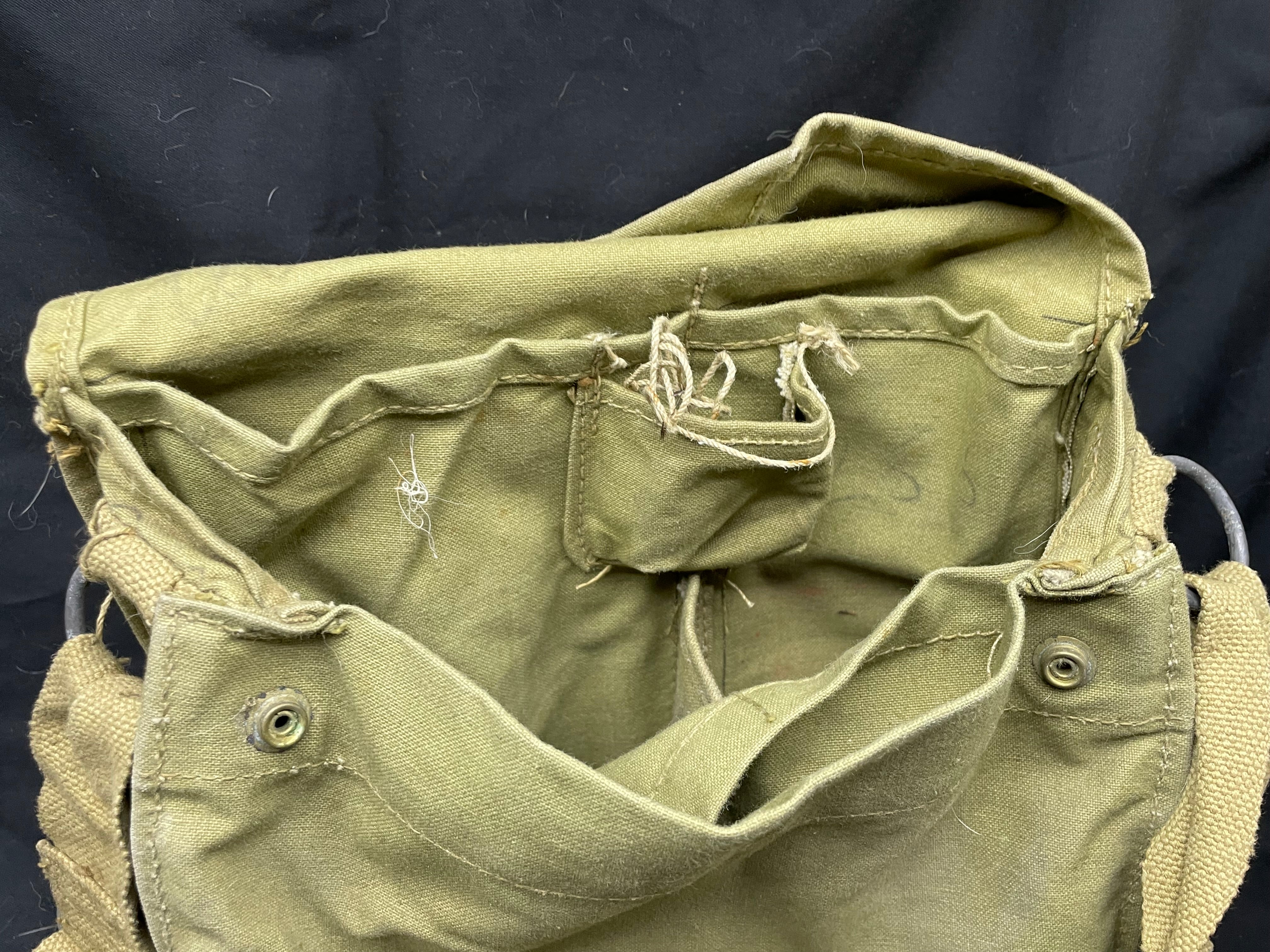 WW2 British Army Gas Mask Set - Long Hose Variation for Drivers etc - The Militaria Shop
