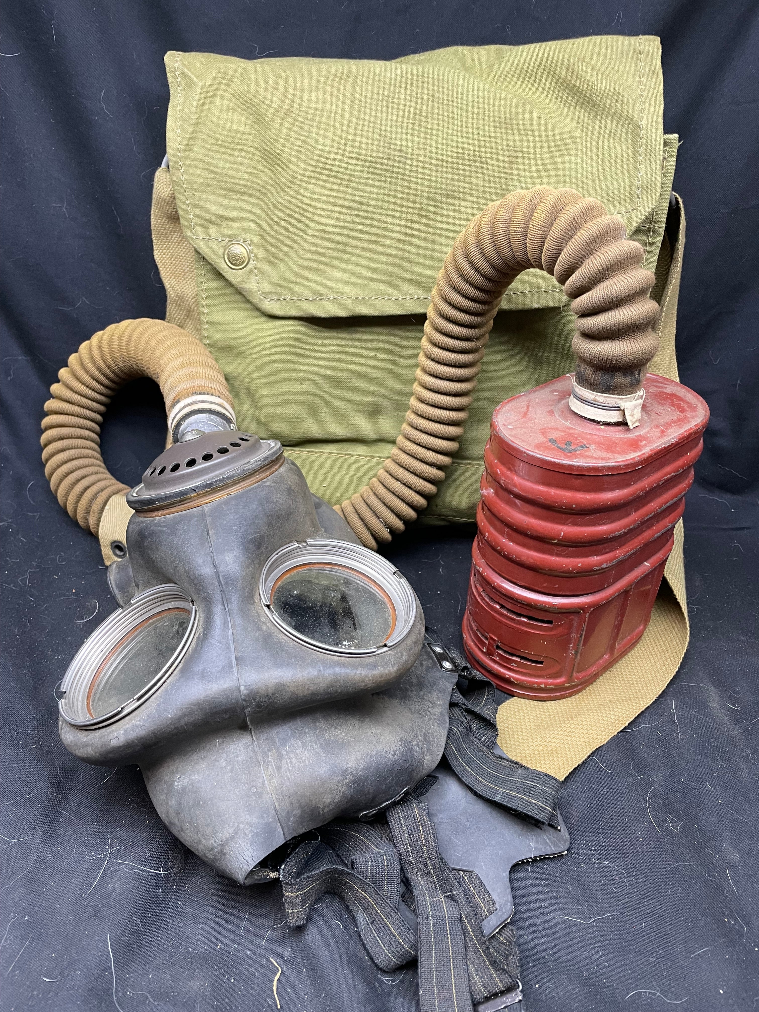 WW2 British Army Gas Mask Set - Long Canvas Hose Variation for Drivers etc - The Militaria Shop
