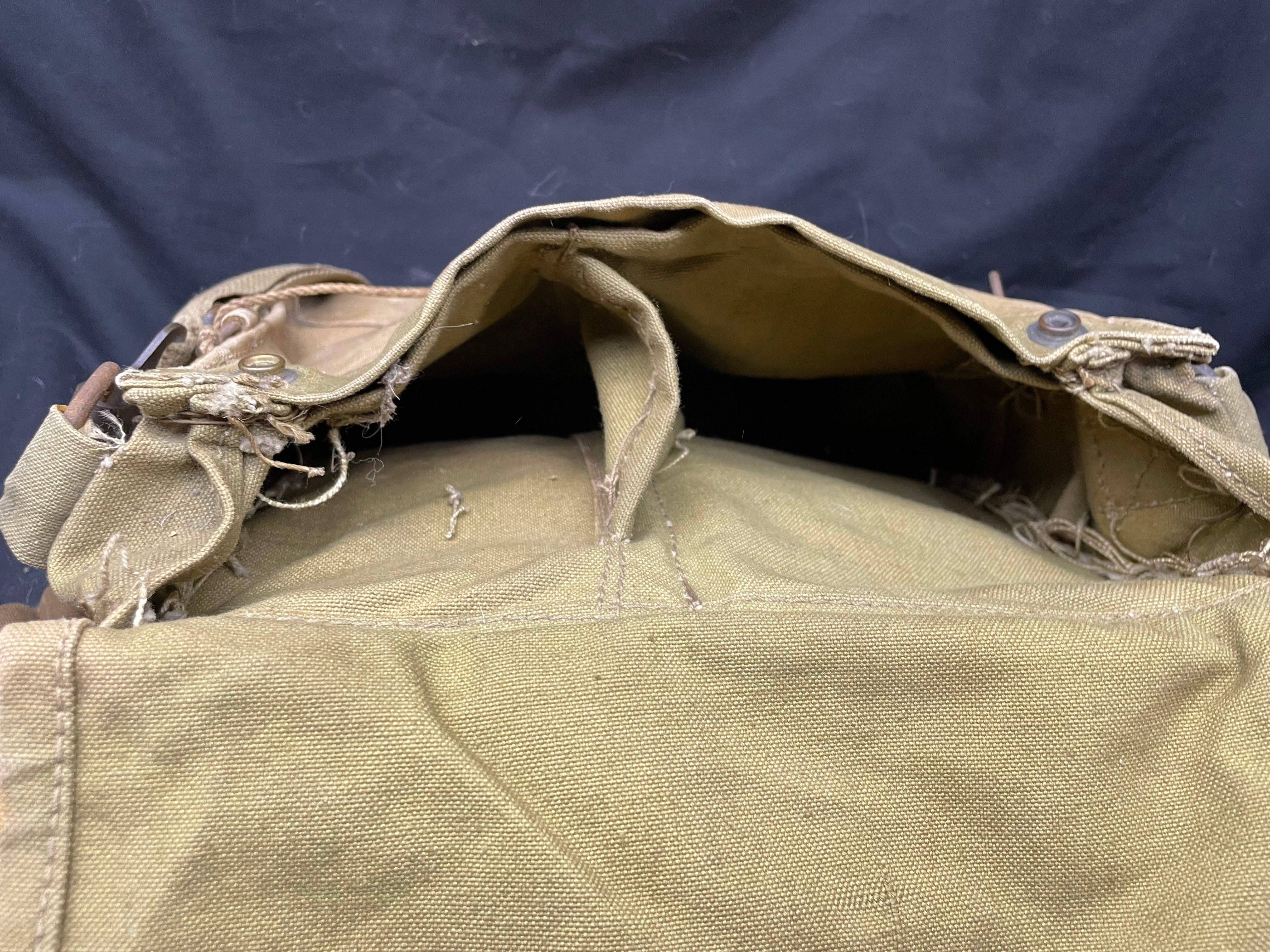 Original WW2 British Army General Service Respirator & Bag in excellent condition - The Militaria Shop