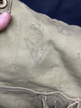 Load image into Gallery viewer, Original WW2 British Army General Service Respirator & Bag in excellent condition - The Militaria Shop