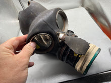 Charger l'image dans la galerie, WW2 British Home Front Wardens / Fire Watchers Gas Mask - ARP - The Militaria Shop