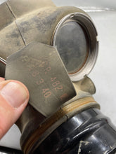 Charger l'image dans la galerie, WW2 British Home Front Wardens / Fire Watchers Gas Mask - ARP - The Militaria Shop