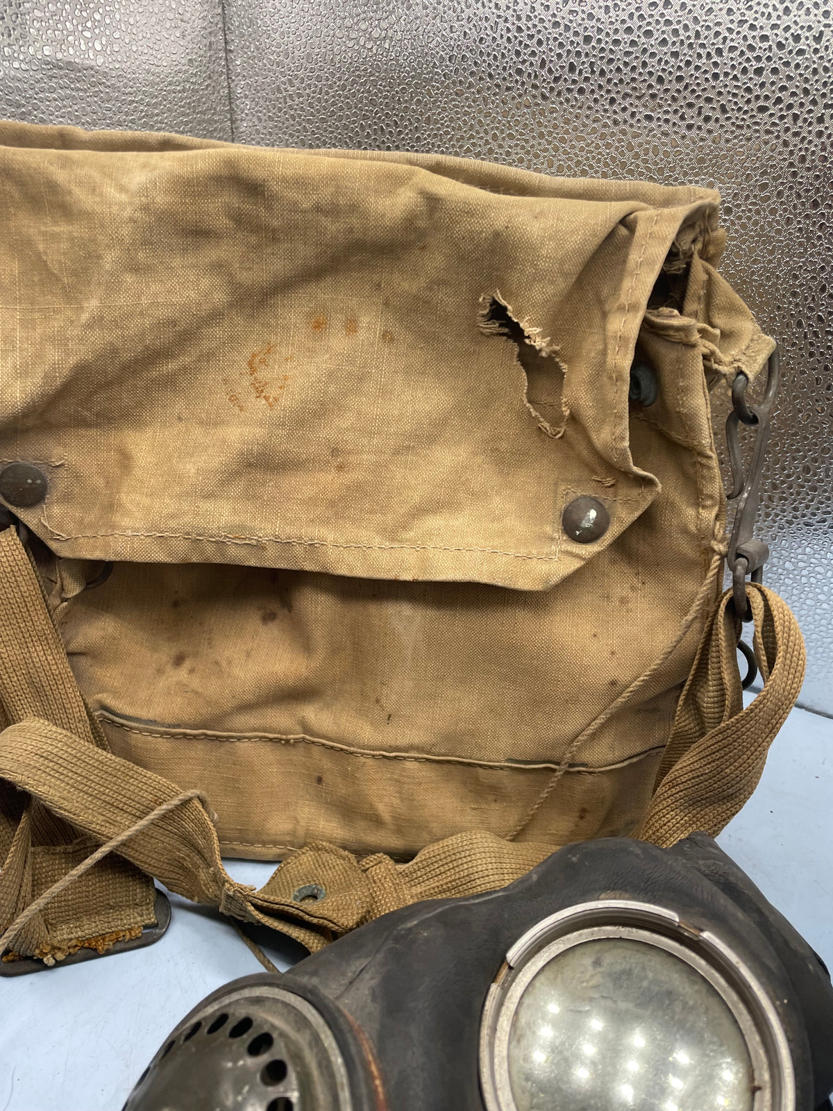 Original WW2 British Army Gas Mask in Bag - Parts for repair - The Militaria Shop