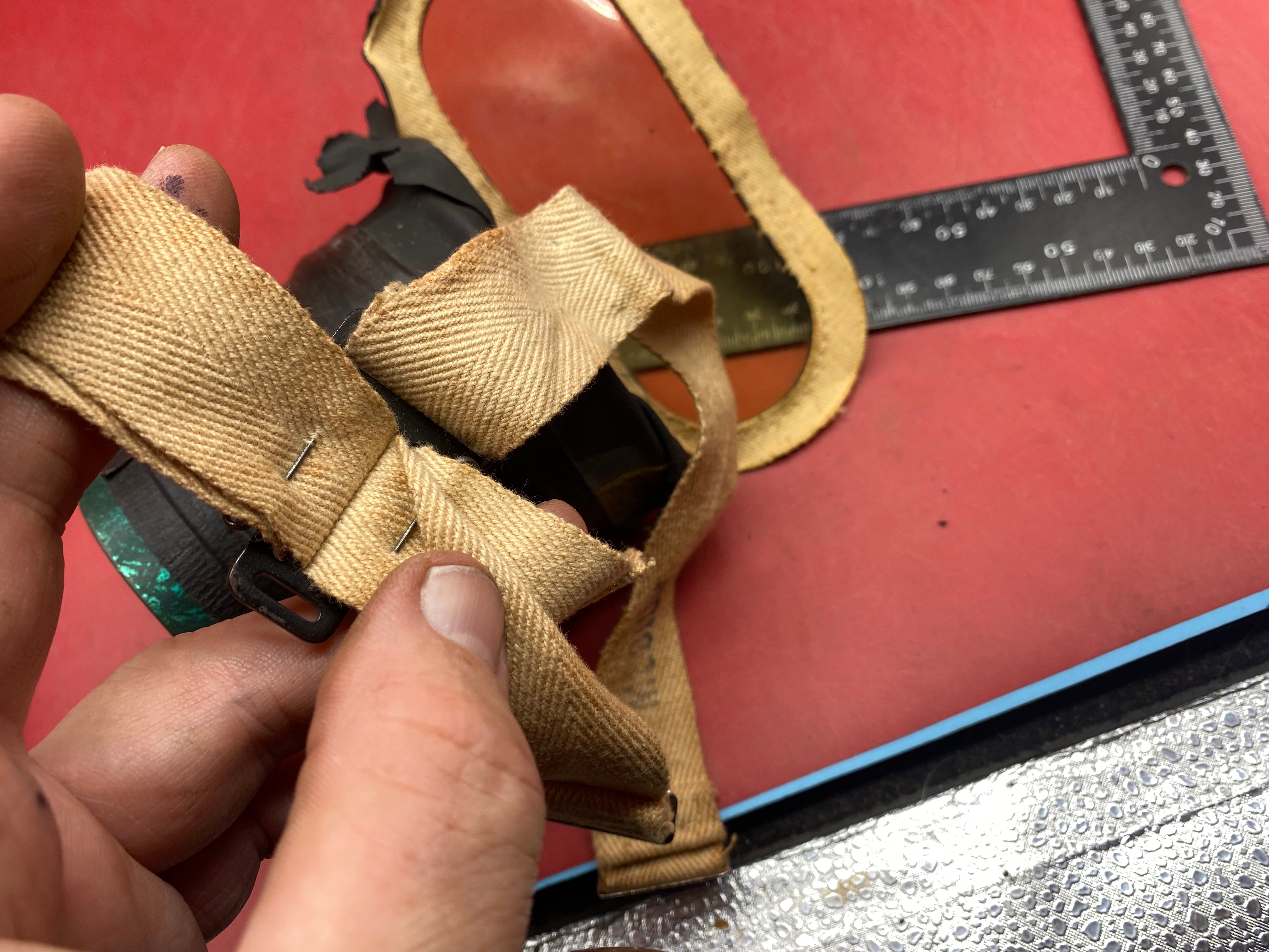 Original WW2 British Home Front Civilian Gas Mask - For Parts or Display - The Militaria Shop