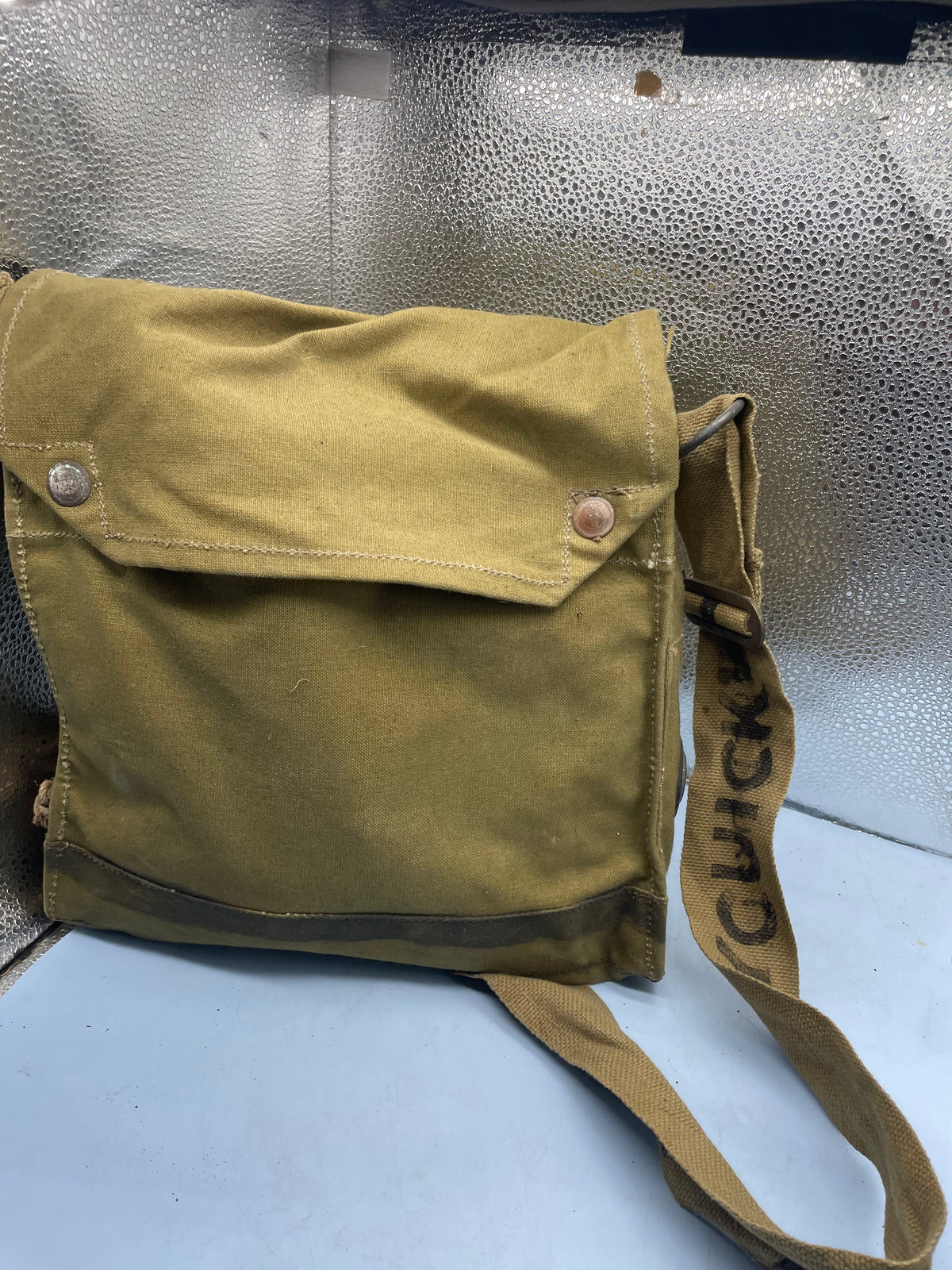 WW2 British Army T-Mic General Service Gas Mask in Bag - The Militaria Shop